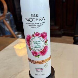 Ultra Thick & Full Shampoo - White and Pink